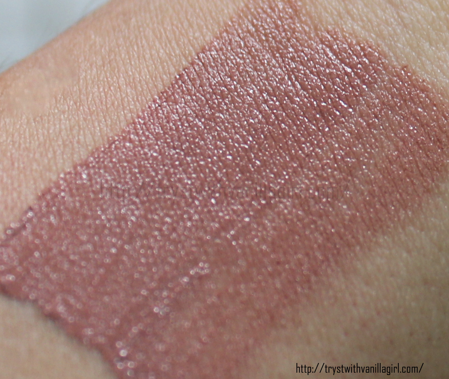 NYX SOFT MATTE LIP CREAM IN SHADE ABU DHABI SWATCH