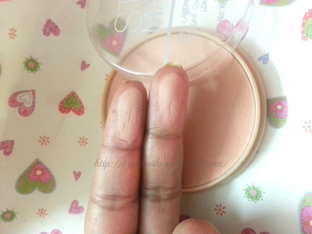 Rimmel London Stay Matte Pressed Powder Review,Swatch,Price in India