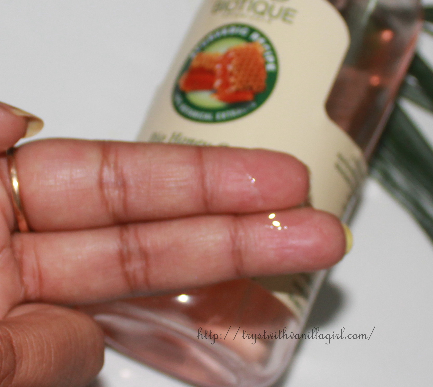 BIOTIQUE Bio Honey Gel Hydrating Face Wash Review