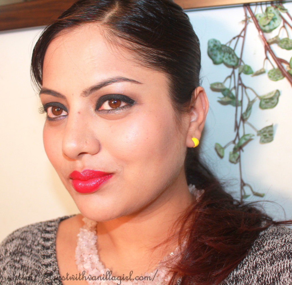 Bright Fuchsia Lips with Thick Eyeliner,FOTD,Bright Fuchsia Lips ,Thick Eyeliner