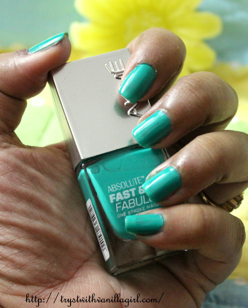 Lakme Absolute Fast and Fabulous Nail Color Storm Green 07 Review,NOTD