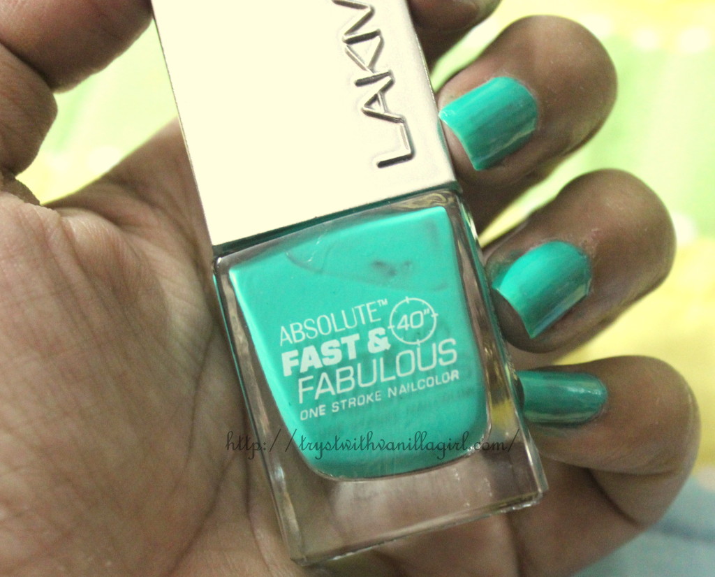 Lakme Absolute Fast and Fabulous Nail Color Storm Green 07 Review,NOTD