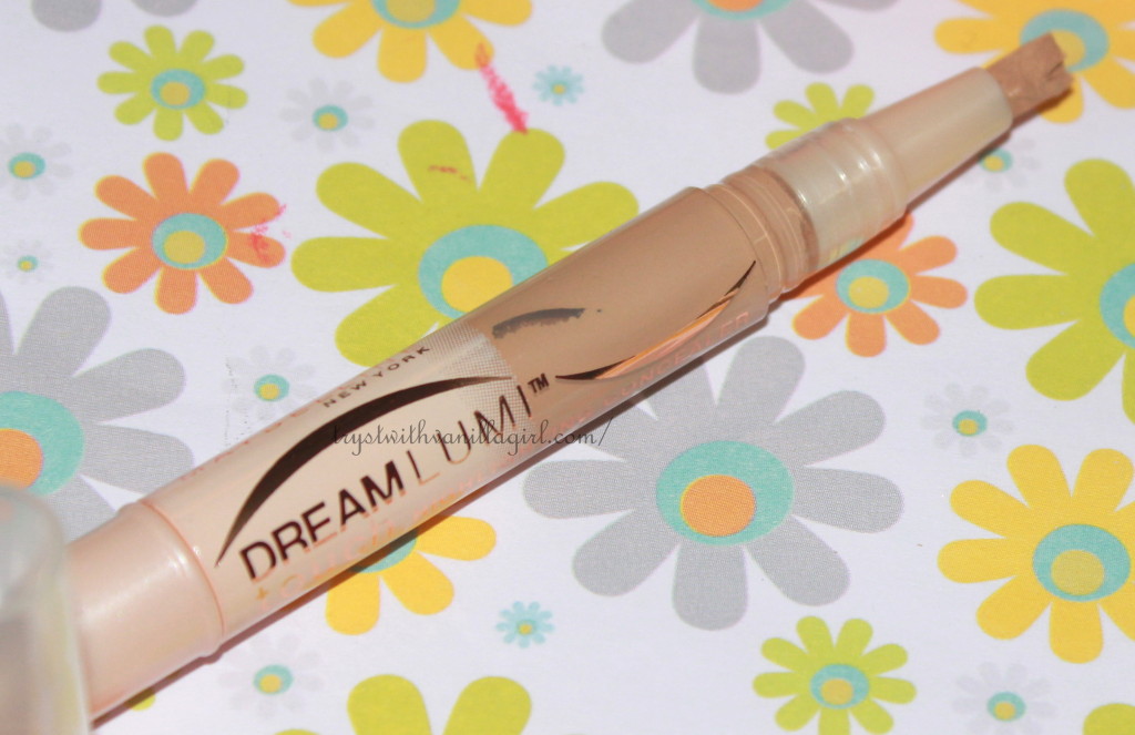 Maybelline Dream Lumi Touch Highlighting Concealer Review,Swatch,Photos,Demo,FOTD