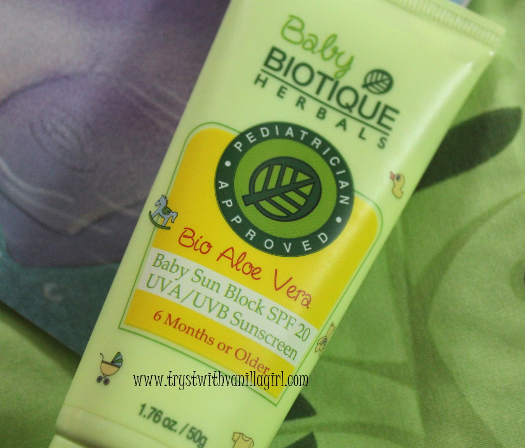 Biotique Bio Aloe Vera Baby Sun Block SPF20 UVA/UVB Sunscreen Review,Price