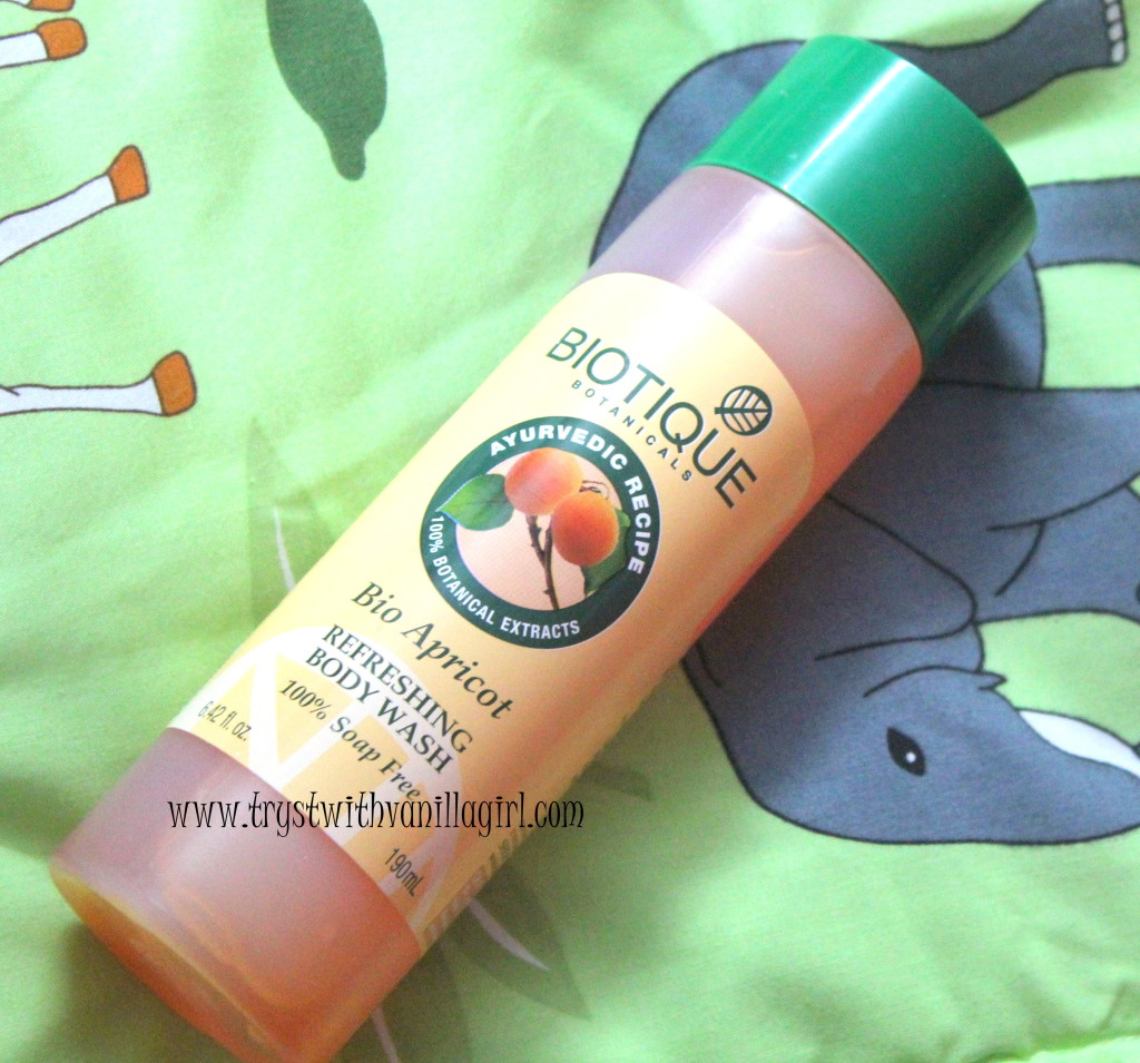 Biotique Bio Apricot Refreshing Body Wash Review
