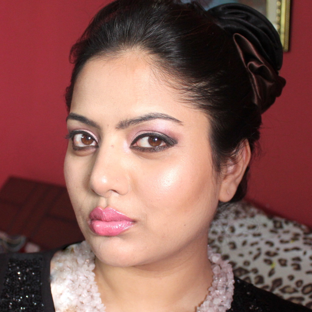 Lakme Absolute Forever Silk Eyeliner Earthline Review,Swatch,Photos