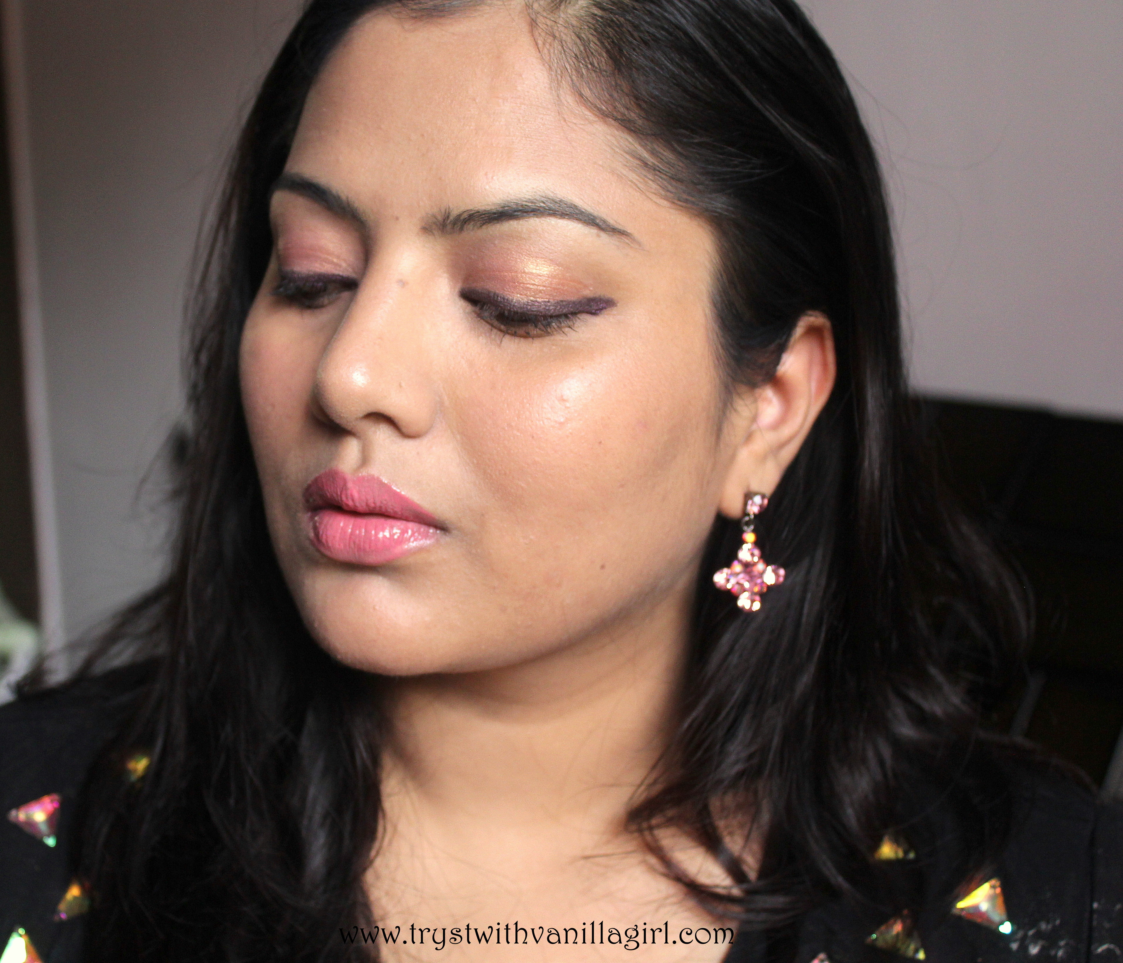 Lakme Absolute Gel Addict Eyeliner Vine Yard Review, Swatch, Photos