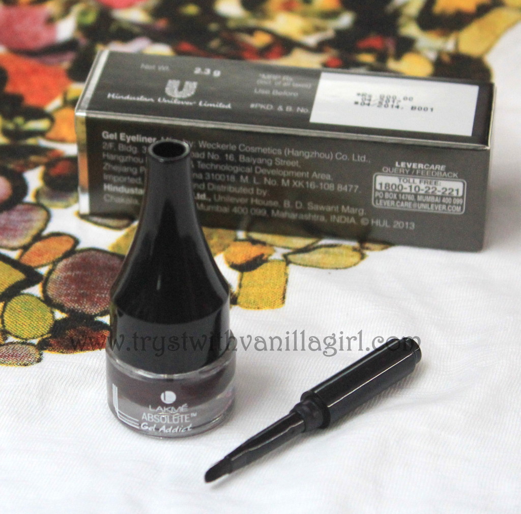 Lakme Absolute Gel Addict Eyeliner Vine Yard Review, Swatch, Photos